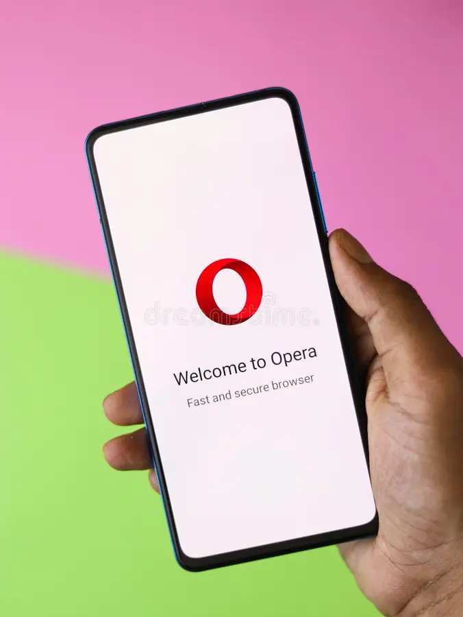 Opera Mini hits 1 billion downloads worldwide, celebrating 18